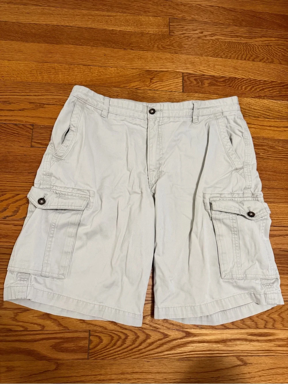 Men's Cargo Shorts - Casual Utility